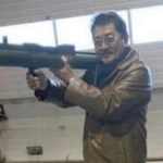 「地対空ミサイル購入で逮捕」日本のニコニコ顔のオジサンヤクザが覆面捜査官と取引w